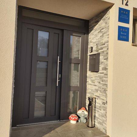 Happy Apartment Karlovac Exterior photo
